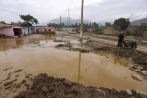 Cenepred: más de 3 millones de personas en riesgo muy alto por lluvias entre febrero y abril